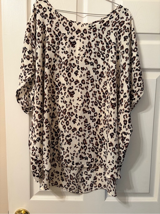 Maurices Tops - Maurices Cream Leopard Print Dolman Tunic